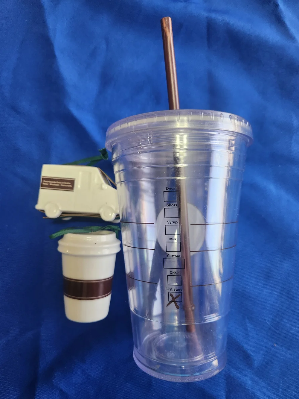 Starbucks Pikes Place Original Cup And Ornament Collection